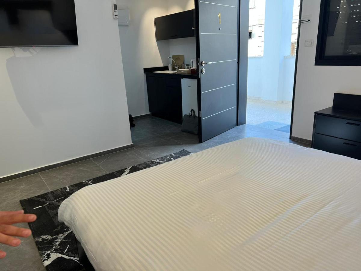 Zozo Guesthouse 拿撒勒 外观 照片